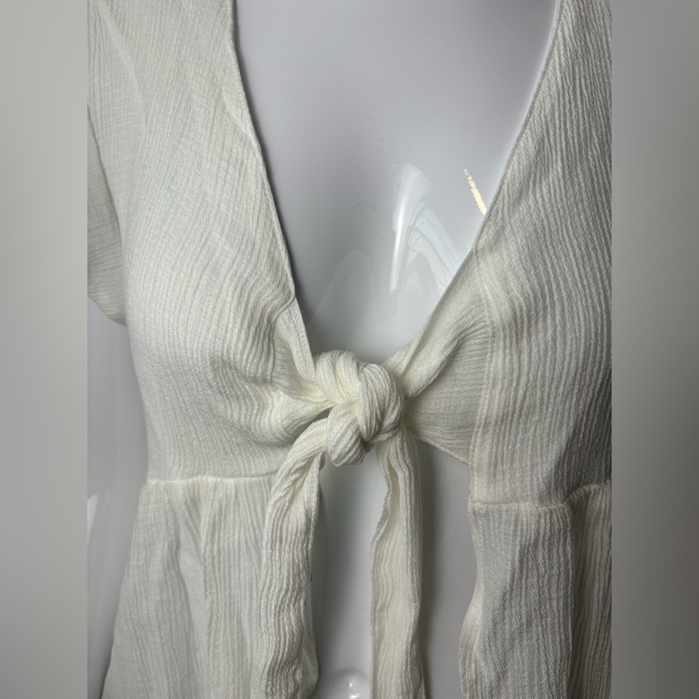 Tie blouse.Top in Ivory color Size XS/ new without tag - Picture 4 of 10